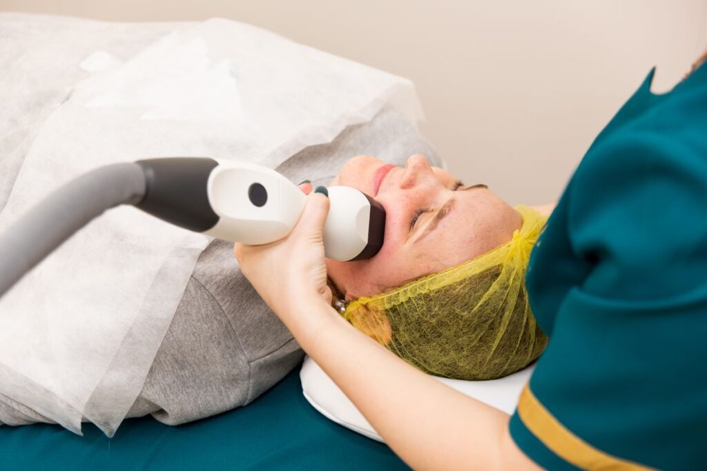 Hình ảnh minh họa: Laser CO2 Fractional - SkinLab by Dr. Thục