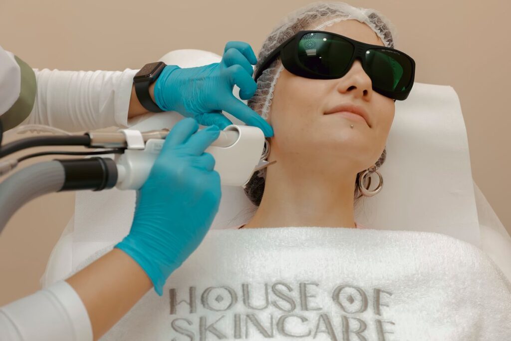 Hình ảnh minh họa: RF Microneedling - SkinLab by Dr. Thục